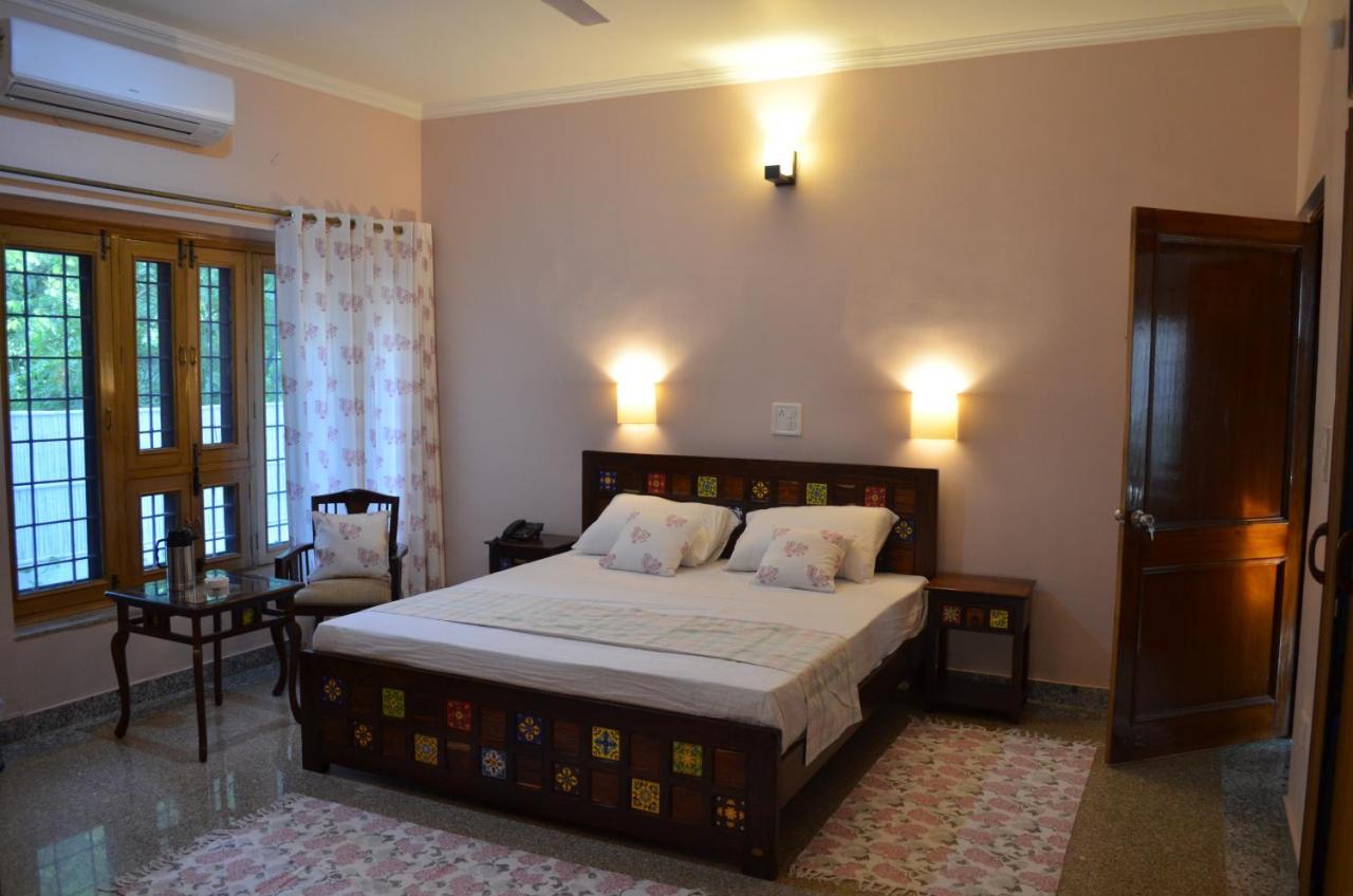 Oasis House Bed & Breakfast Jaipur Exterior photo