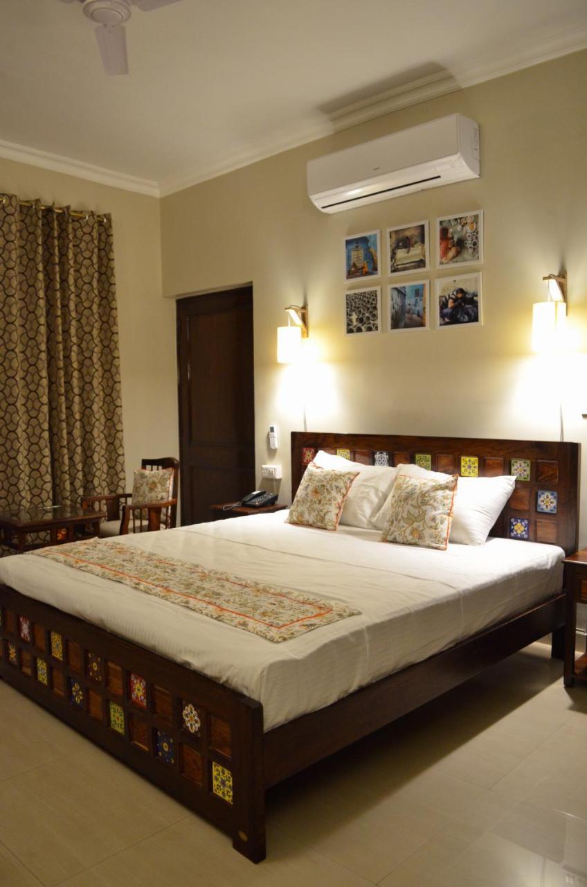 Oasis House Bed & Breakfast Jaipur Exterior photo